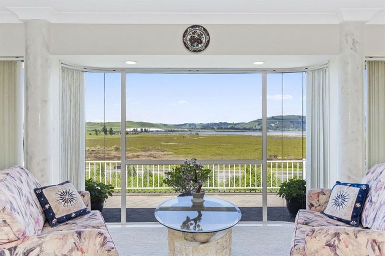 Photo of property in 7 Phoenix Heights, Mount Maunganui, 3116