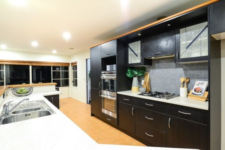 Photo of property in 5 Drumfearn Place, Rototuna, Hamilton, 3210