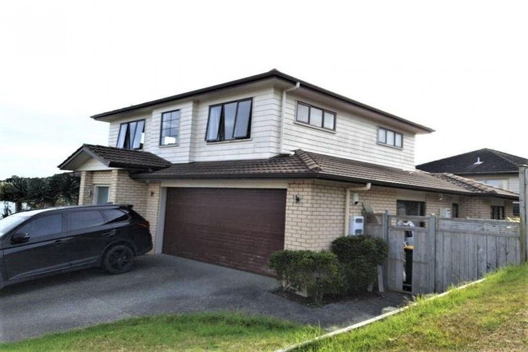 Photo of property in 22 Valderama Drive, Flat Bush, Auckland, 2019