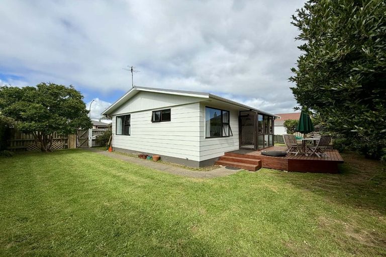 Photo of property in 3 Kaimata Street, Brooklands, New Plymouth, 4310