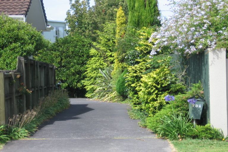 Photo of property in 1/73 Aberdeen Road, Castor Bay, Auckland, 0620