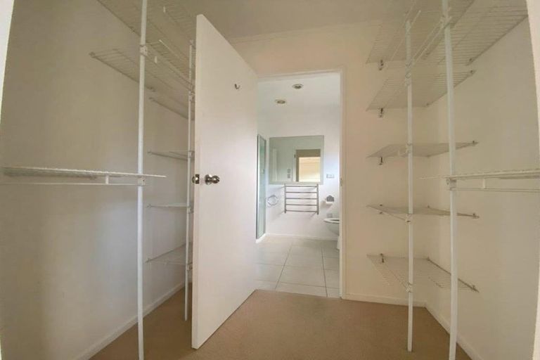 Photo of property in 2/90 Nile Road, Milford, Auckland, 0620