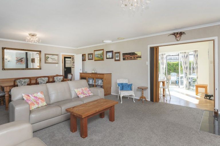 Photo of property in 110 Oak Street, Mangapapa, Gisborne, 4010