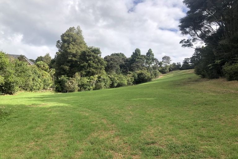 Photo of property in 152n Parker Road, Oratia, Auckland, 0604