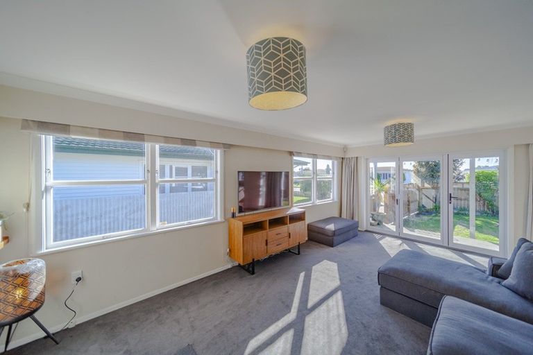 Photo of property in 51 Allen Berry Avenue, Pirimai, Napier, 4112