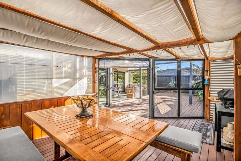 Photo of property in 7 Glenharrow Avenue, Avonhead, Christchurch, 8042