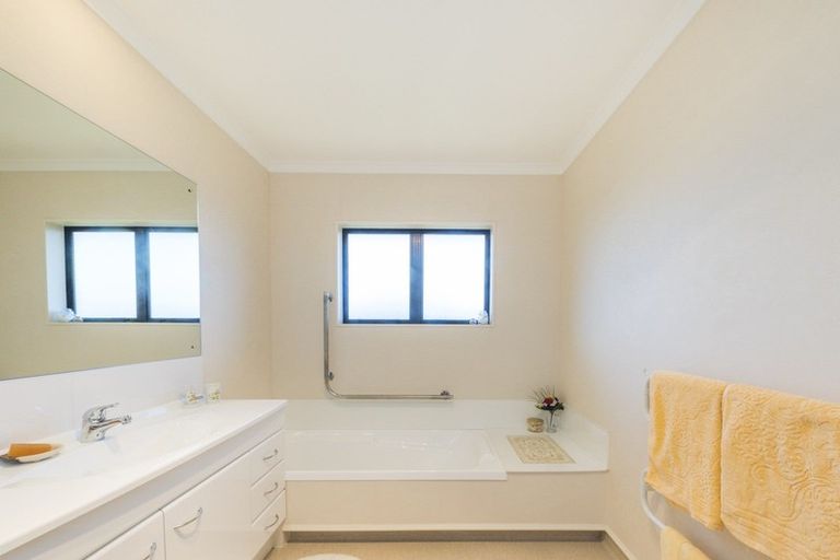 Photo of property in 4 Jono Court, Feilding, 4702