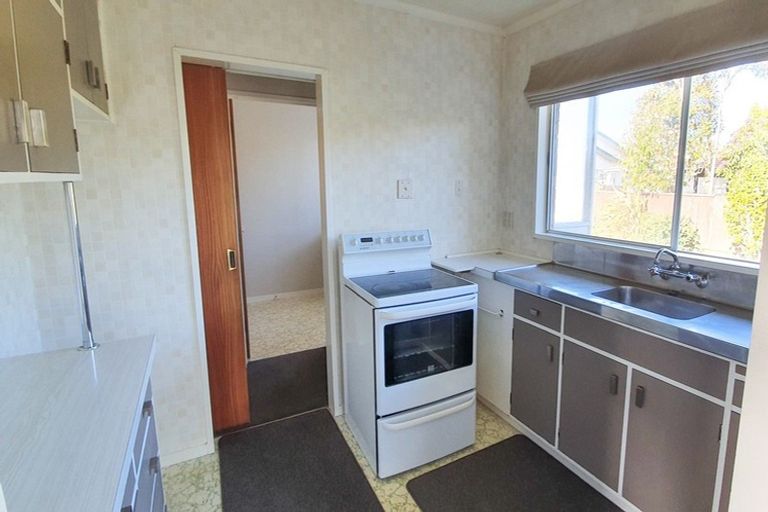 Photo of property in 23 Wallace Place, Hokowhitu, Palmerston North, 4410