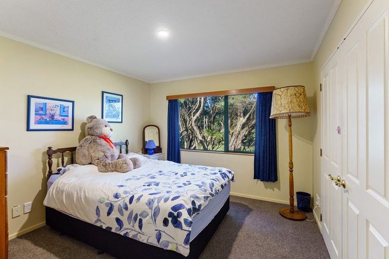 Photo of property in 11 Grand Poppa Way, Otaihanga, Paraparaumu, 5036