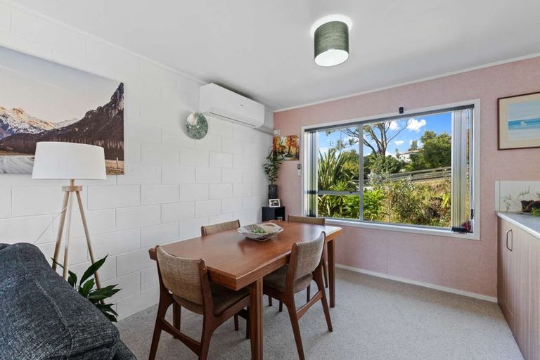 Photo of property in 1/10 Shaldon Crescent, Blagdon, New Plymouth, 4310