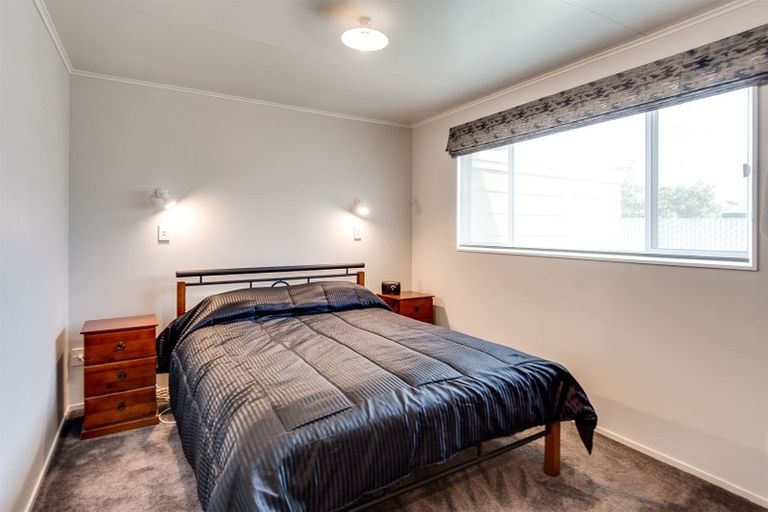 Photo of property in 1 Ward Crescent, Marewa, Napier, 4110