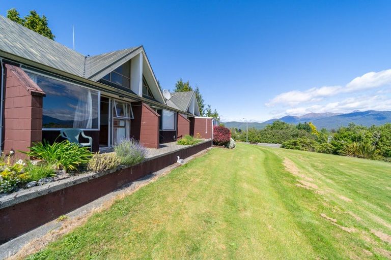 Photo of property in 4 Burnby Place, Te Anau, 9679