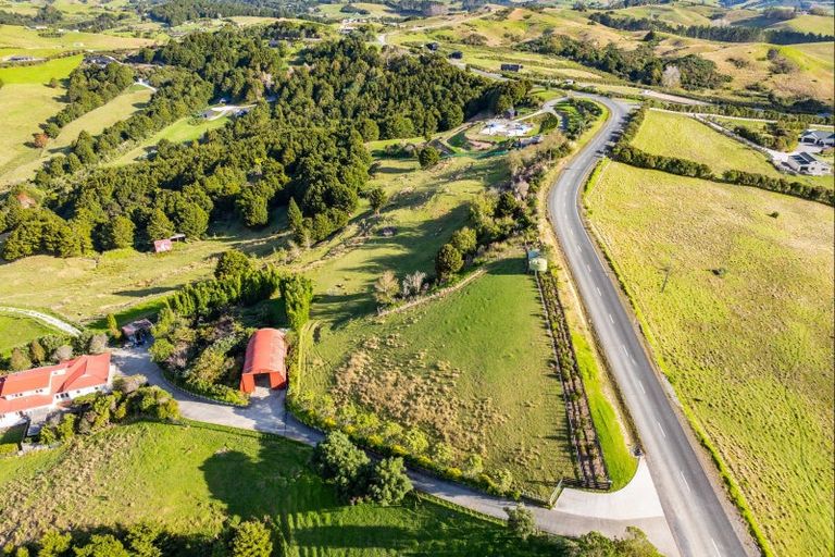 Photo of property in 217a Lawrence Road, Mangawhai, 0573