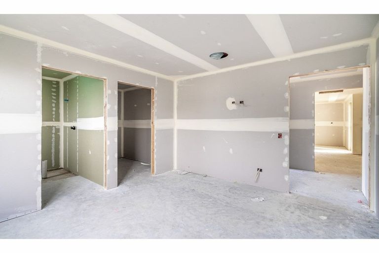 Photo of property in 8 Barker Place, Waikiwi, Invercargill, 9810