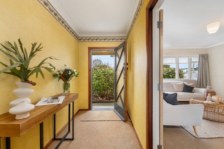 Photo of property in 17 Grey Street, Feilding, 4702