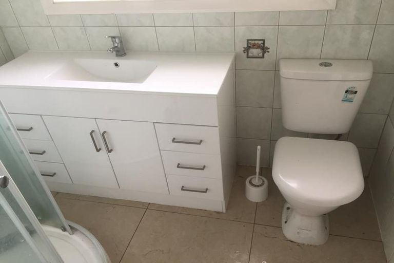 Photo of property in 1/16 Tika Street, Riccarton, Christchurch, 8041