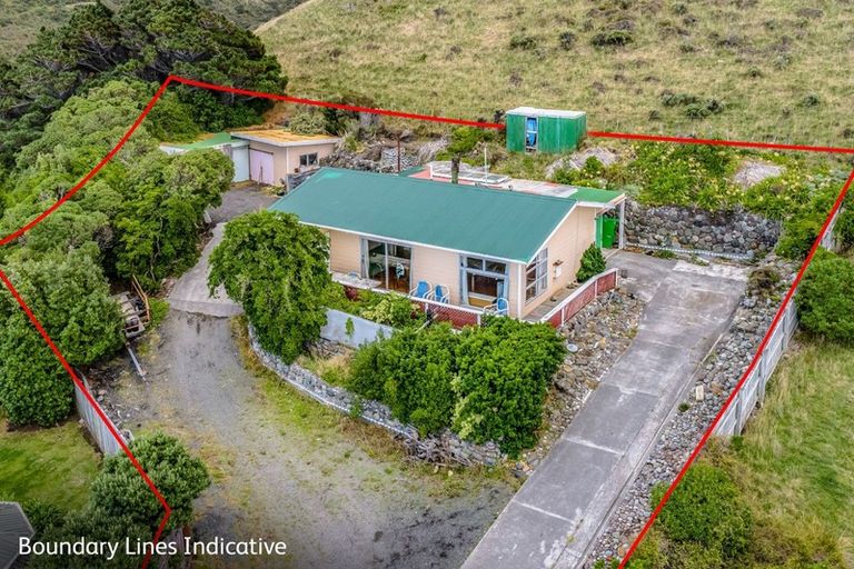 Photo of property in 5 Mangatoetoe Grove, Cape Palliser, Pirinoa, 5772