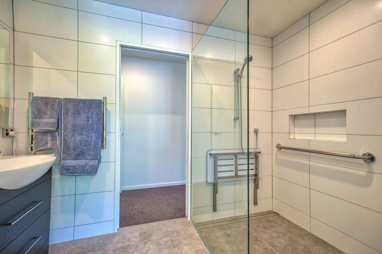 Photo of property in 36 Warren Street, Wanaka, 9305