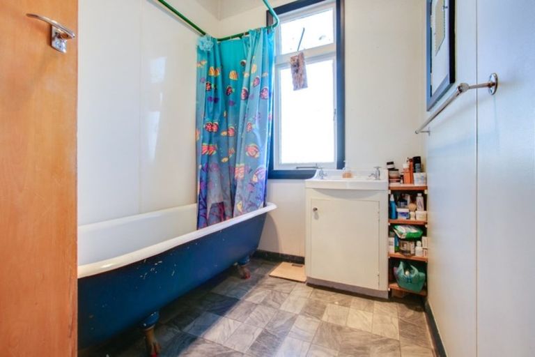 Photo of property in 6 Te Awa Avenue, Te Awa, Napier, 4110