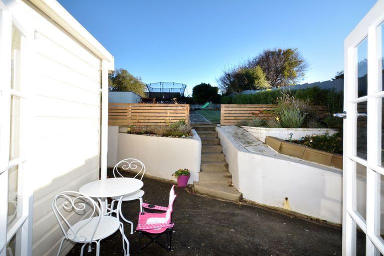 Photo of property in 23 Oakland Street, Andersons Bay, Dunedin, 9013