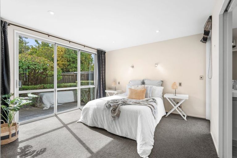 Photo of property in 2 Kinrara Place, Halswell, Christchurch, 8025