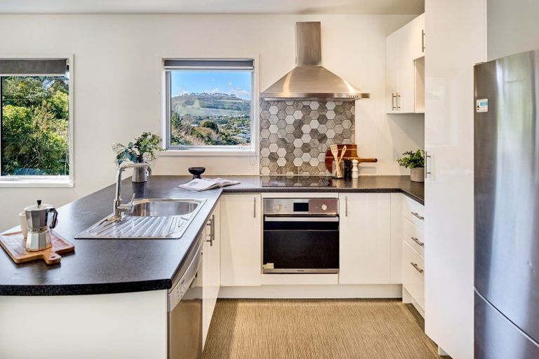 Photo of property in 3a Chester Road, Tawa, Wellington, 5028