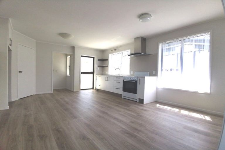 Photo of property in 1/23 Heron Place, Pakuranga Heights, Auckland, 2010