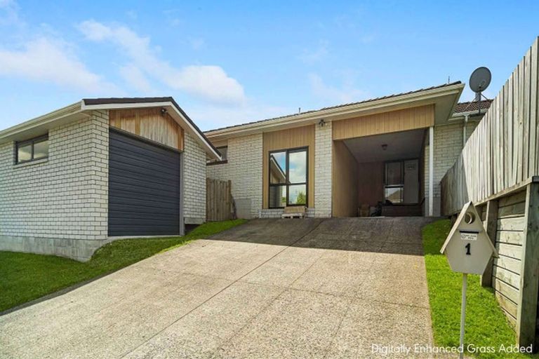 Photo of property in 1 Bullmore Place, Pukehangi, Rotorua, 3015