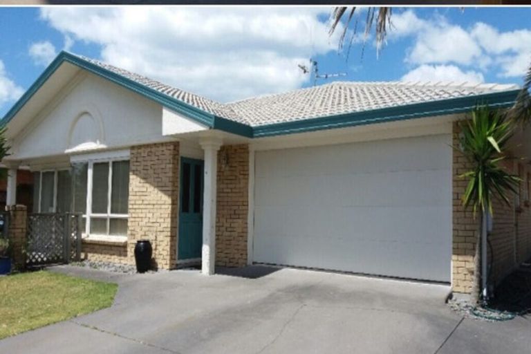 Photo of property in 19 Sandhurst Drive, Papamoa Beach, Papamoa, 3118
