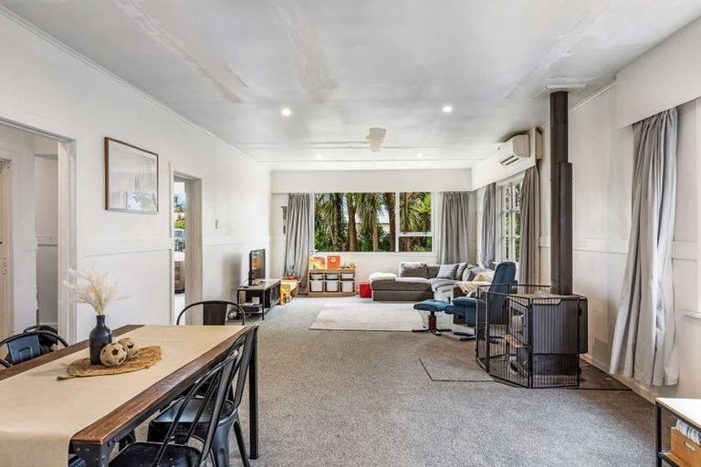 Photo of property in 120 Derby Street, Westport, 7825