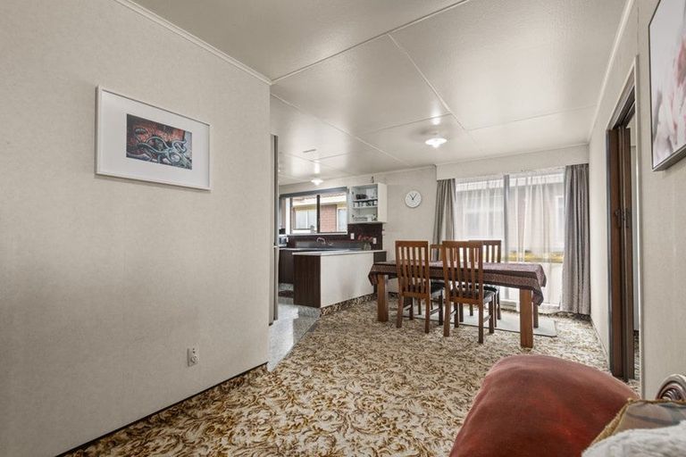 Photo of property in 20 Cedar Crescent, Feilding, 4702