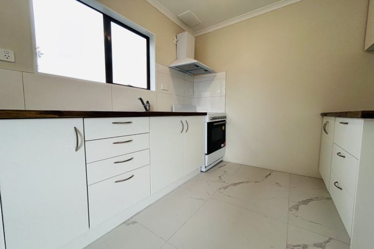 Photo of property in 54 Pinedale Place, Henderson, Auckland, 0610