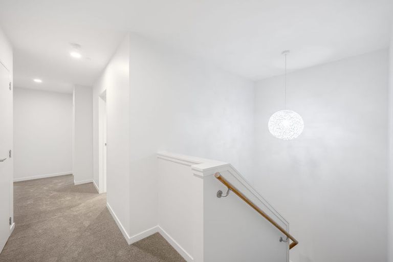 Photo of property in 2 James Mcleod Way, Silverdale, 0932