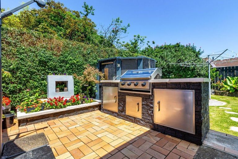 Photo of property in 72 Elizabeth Street, Waikanae, 5036