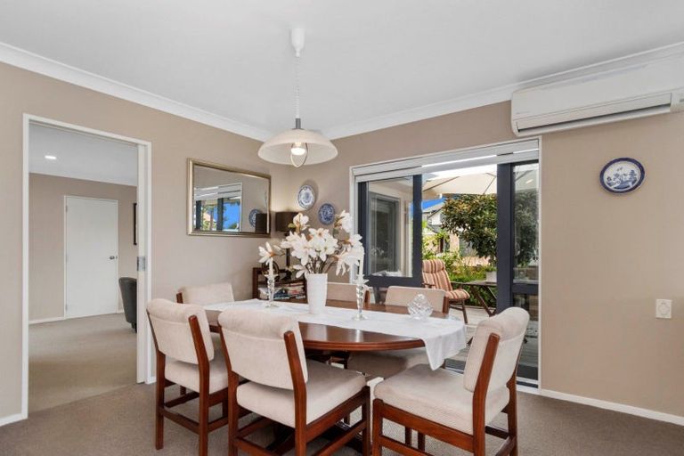 Photo of property in 16 Palm Beach Boulevard, Papamoa Beach, Papamoa, 3118