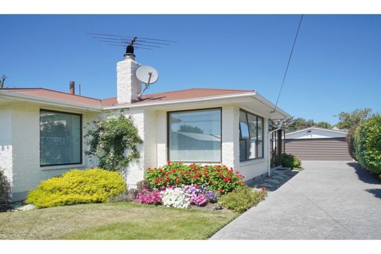 Photo of property in 36 Colesbury Street, Bishopdale, Christchurch, 8053