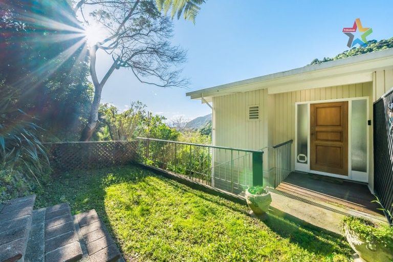 Photo of property in 42a Nikau Street, Eastbourne, Lower Hutt, 5013