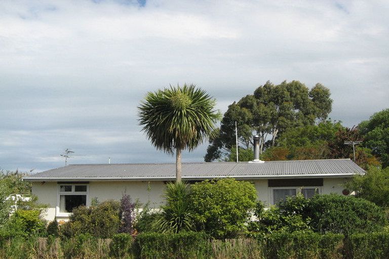Photo of property in 3 Allin Drive, Waikuku Beach, 7402