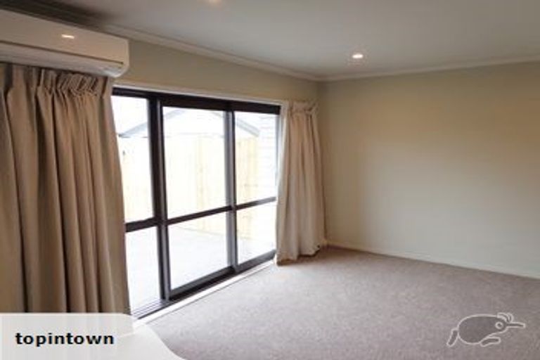 Photo of property in 8/85 Normandy Avenue, Melville, Hamilton, 3206