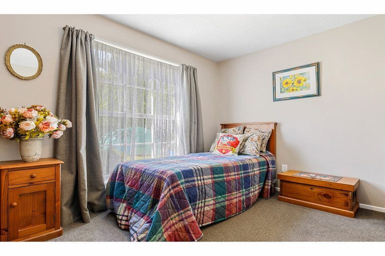 Photo of property in 108d Withells Road, Avonhead, Christchurch, 8042