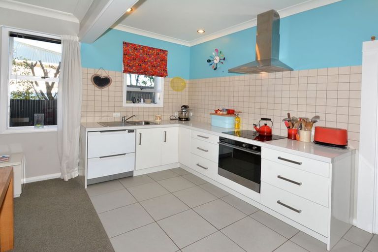 Photo of property in 23 Oakland Street, Andersons Bay, Dunedin, 9013