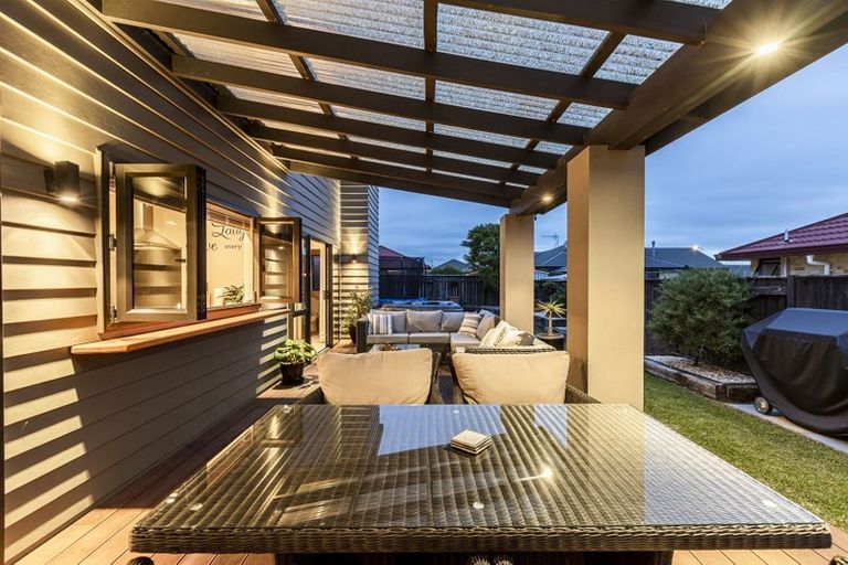 Photo of property in 24 Brooklyn Heights Drive, Kelvin Grove, Palmerston North, 4414