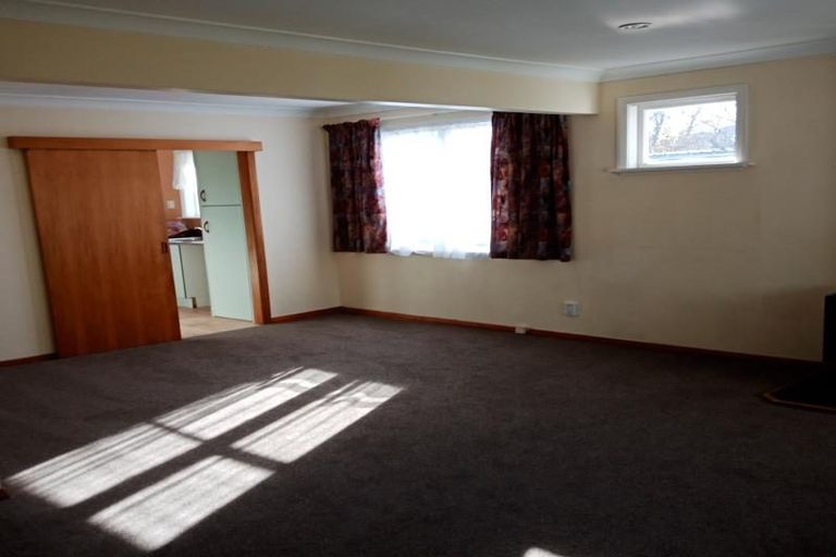 Photo of property in 78 Stokes Valley Road, Stokes Valley, Lower Hutt, 5019