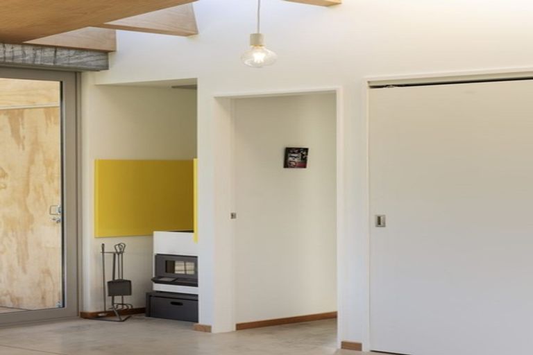 Photo of property in 849b Makerua Road, Tokomaru, Palmerston North, 4474