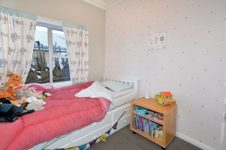 Photo of property in 23 Oakland Street, Andersons Bay, Dunedin, 9013