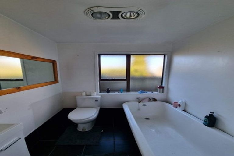 Photo of property in 32 Kowhai Avenue, Rangiora, 7400