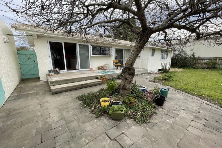 Photo of property in 404 Jervois Street, Mayfair, Hastings, 4122