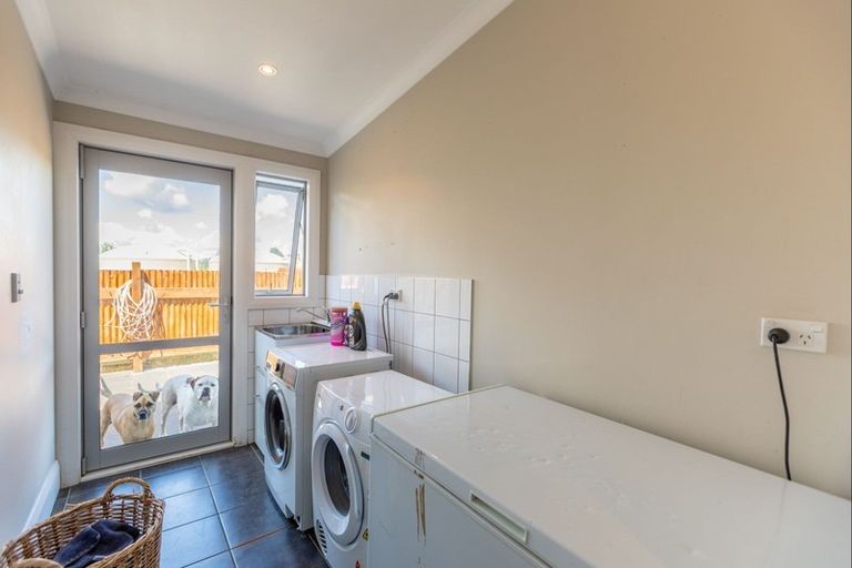 Photo of property in 13 Owen Street, Tikokino, Waipawa, 4273