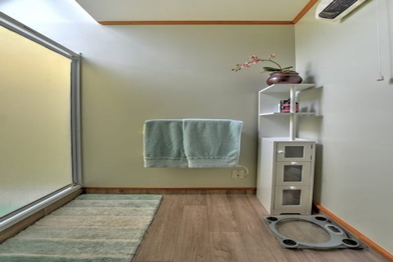 Photo of property in 16 Traford Street, Gore, 9710