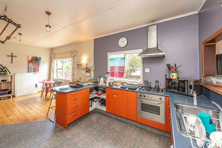 Photo of property in 34 Polson Street, Castlecliff, Whanganui, 4501